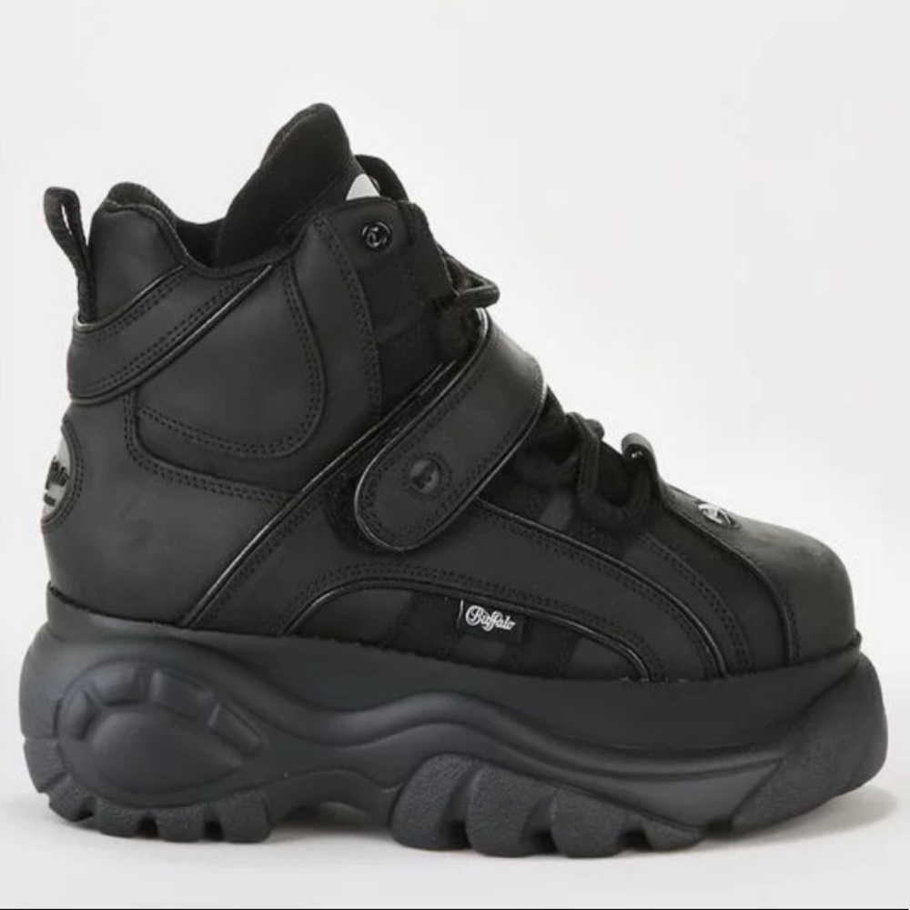 Buffalo London Classic High Leather Black